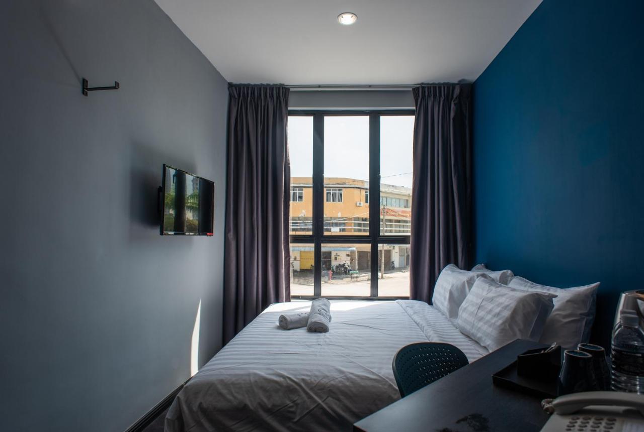 Chariton Hotel Bagan Бътъруърт Екстериор снимка