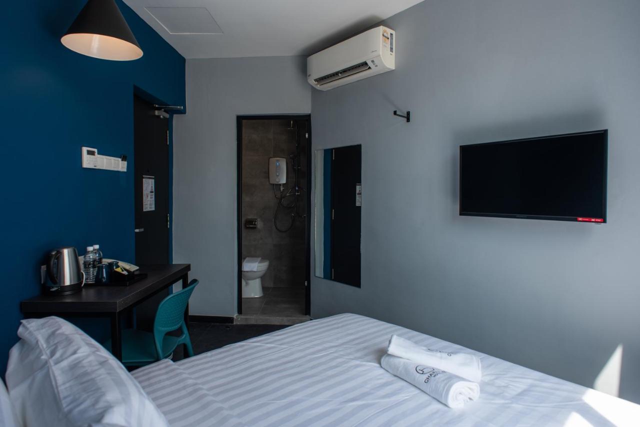 Chariton Hotel Bagan Бътъруърт Екстериор снимка