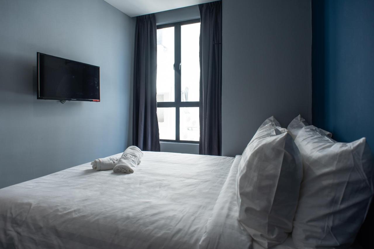 Chariton Hotel Bagan Бътъруърт Екстериор снимка