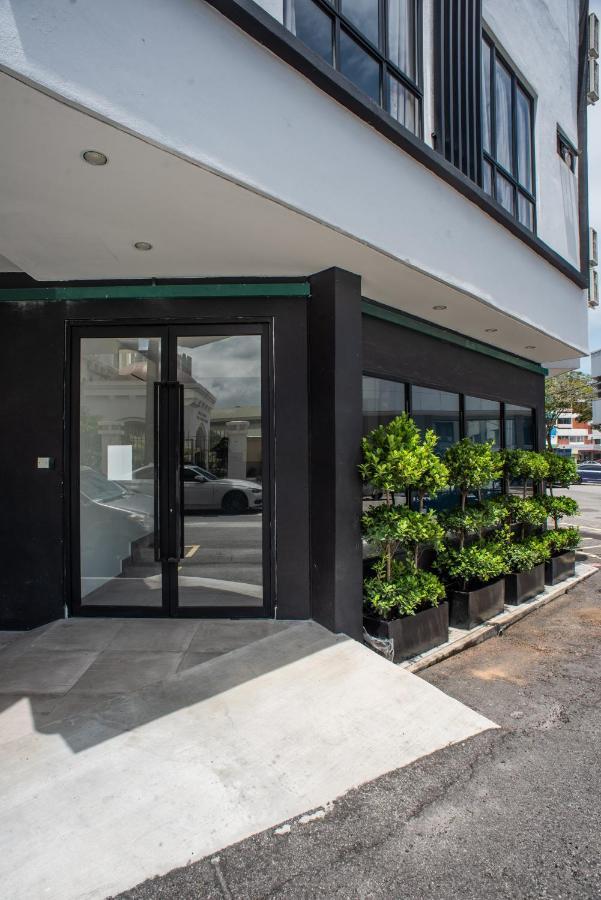 Chariton Hotel Bagan Бътъруърт Екстериор снимка